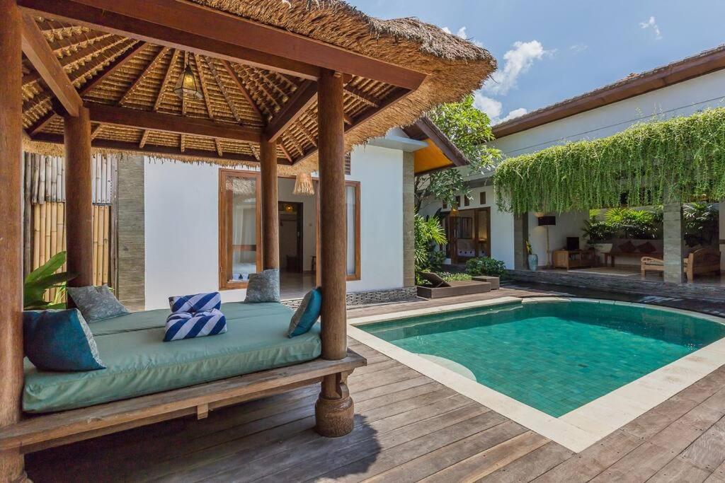 Pulesari 3 Bedrooms Seminyak (Bali)